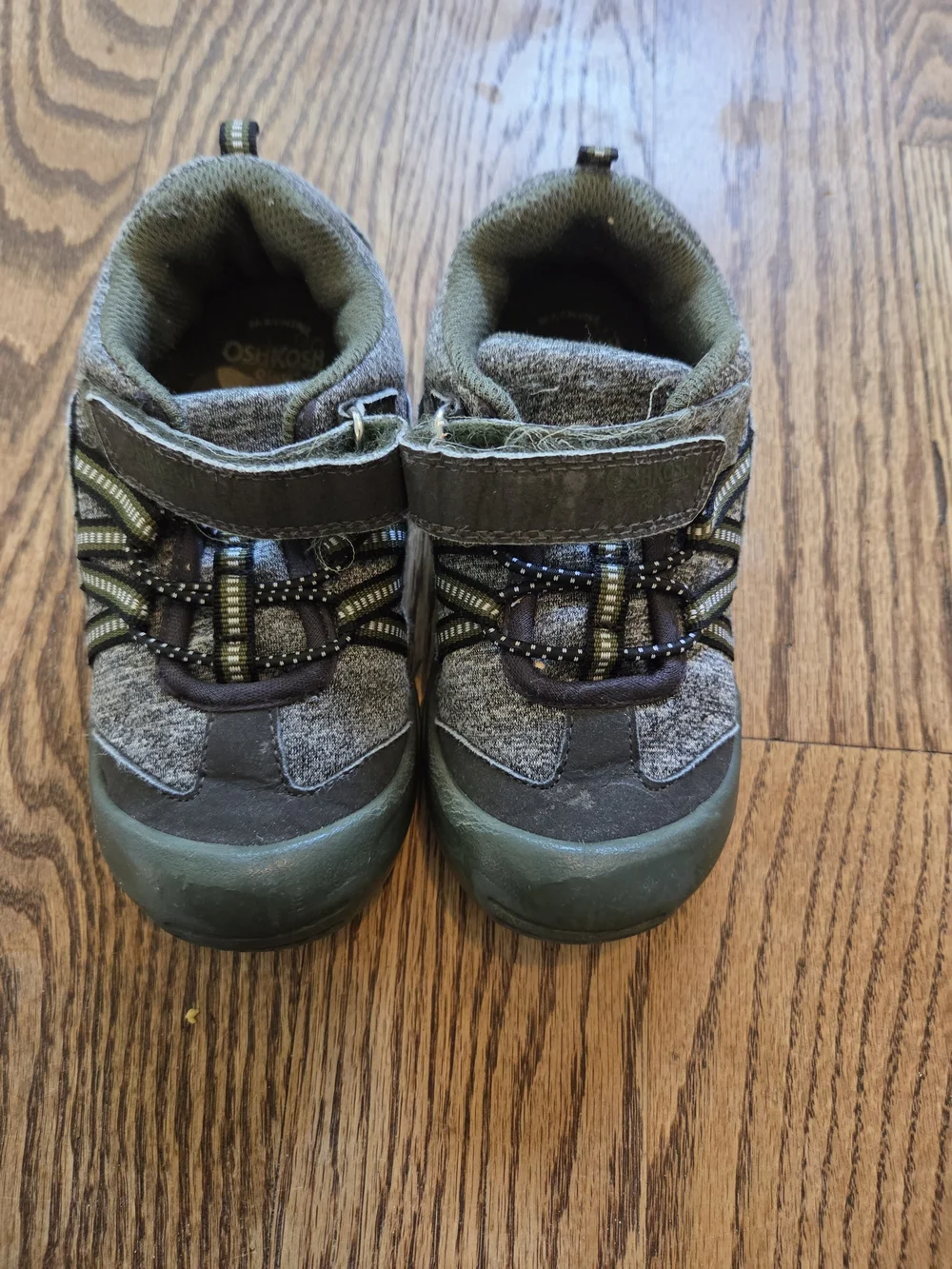 OshKosh B'gosh Olive and Gray Hook-and-Loop Sneakers - Toddler 10